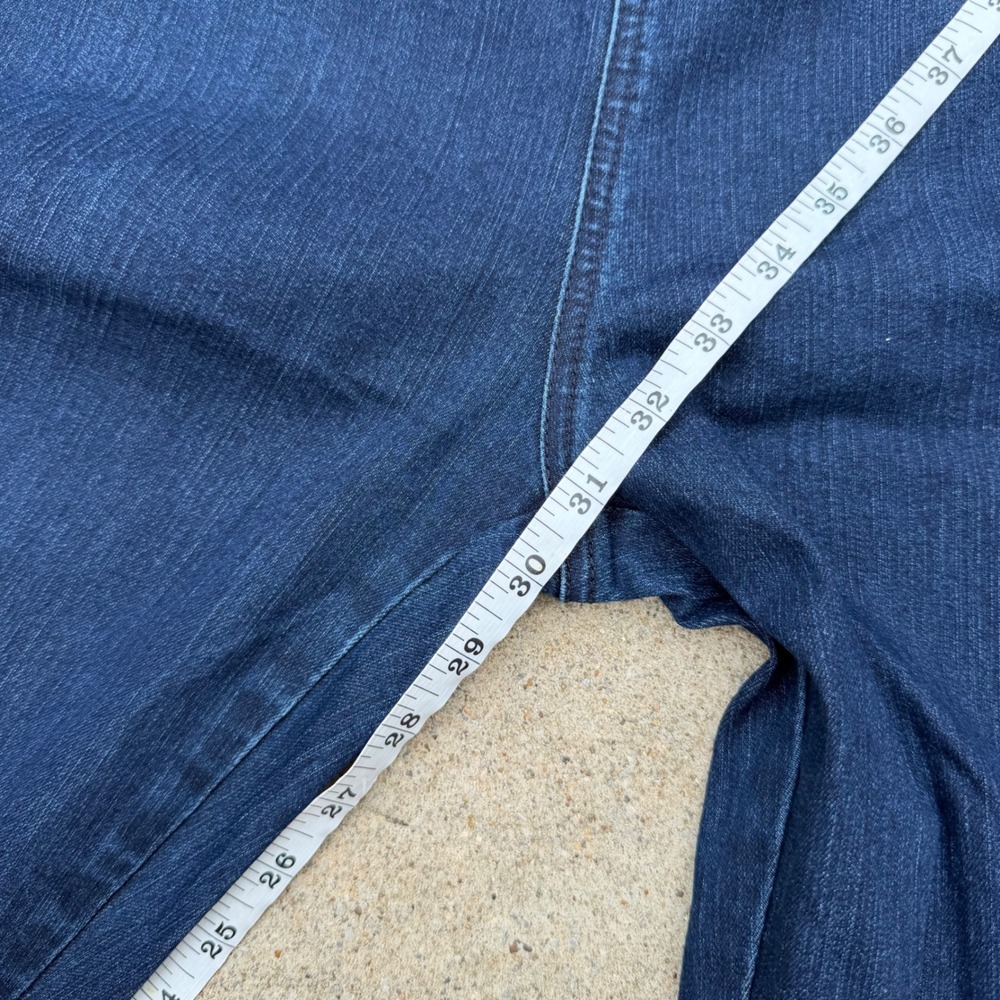 Miraclebody Jeans Women 16 Blue Pull On Slimming Stretch Denim Jeggings Casual - Picture 9 of 10